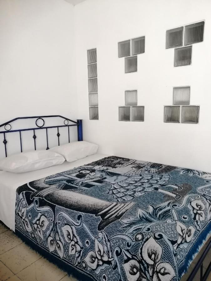 Hostal Maple Queretaro Luaran gambar