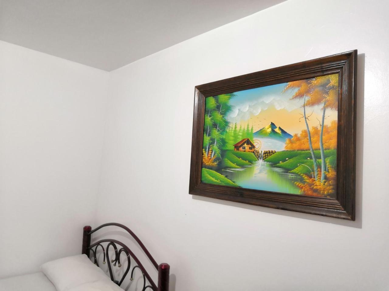 Hostal Maple Queretaro Luaran gambar
